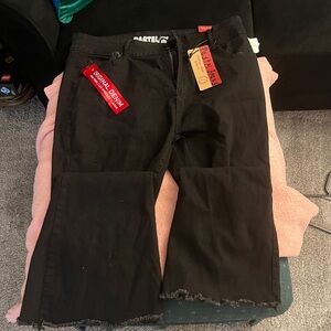 Pastel Black Frayed Hem Jeans